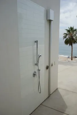 Pacific Palisades Contemporary — Landscape Design project by Segal Shuart Landscape Architects