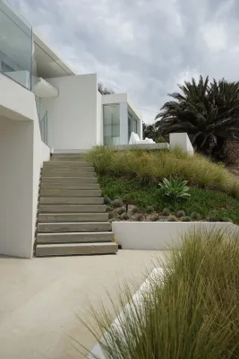 Segal Shuart Landscape Architects - Garden Remodeling in Sherman Oaks, CA