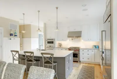 Hayes Custom Interiors - Deck Building & Repair in Milton, DE