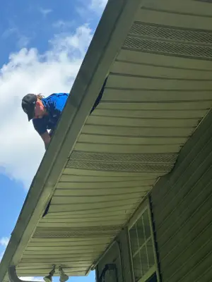 MI Homesiding LLC Roofing - Pest Control Services in Knoxville, TN