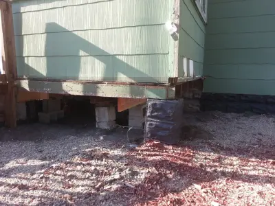 Gossling Construction & Seamless Gutters - Foundation Installation & Repair in Monmouth, IL
