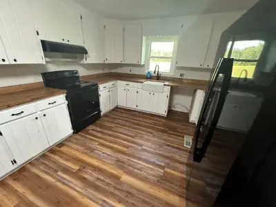 Hooten Insight Repairs - Flooring Installation Services in Dothan, AL