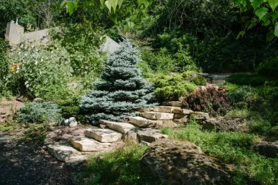 Avant Gardening & Landscaping Inc - Landscape Maintenance in Mcfarland, WI