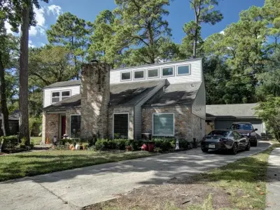 Deskins Group LLC - Custom Home Builders in Houston, TX