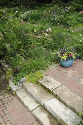 1920's Colonial Garden — Landscape Design project by Avant Gardening & Landscaping Inc