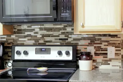 Kitchen Renovation and Tile Installation - August 2014 — Home Renovation & Remodeling Services project by Isom Construction Inc