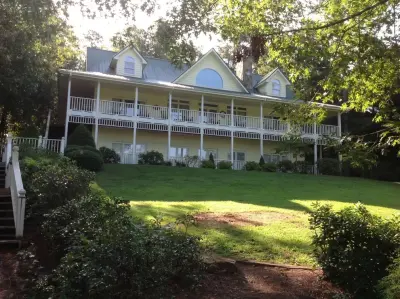 Rabun Builders Inc - Interior Design & Decorating in Clayton, GA