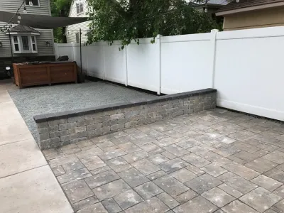 Stone Arch Landscapes - Retaining Wall Construction in Minneapolis, MN