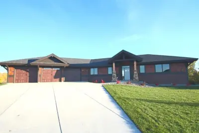 East Deer Creek Residence, St. Cloud MN by Schnettler Benning Custom Builders