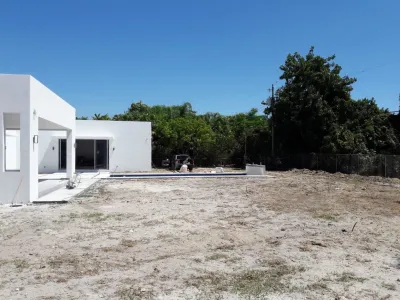 West Kendall — Landscape Design project by Sunset Gardens Inc.