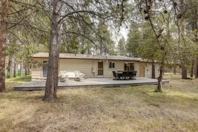 Contemporary Farmhouse Renovation in Sunriver — Home Renovation & Remodeling Services project by Ron Brown - The Finisher