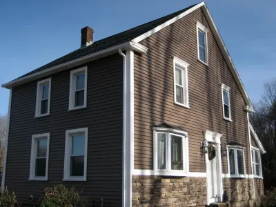 H & R Homes Remodeling Inc - Roofing & Gutter Services in Wilbraham, MA