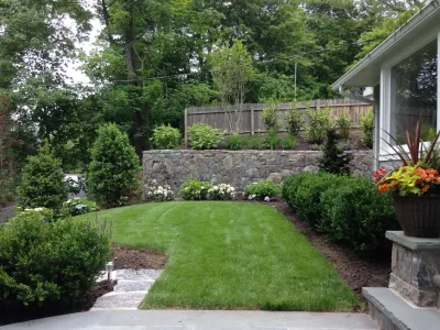 House On The Hill — Landscape Design project by Terra Verde Landscape Architecture & Design P.C. in Port Washington