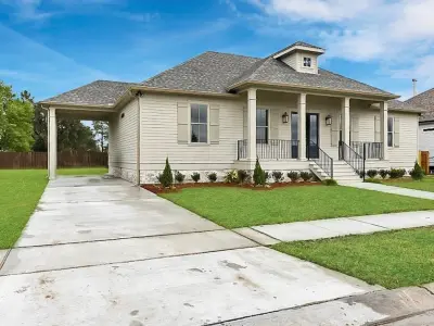 Nola Build Inc - Patio Design & Installation in Chalmette, LA