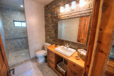 Oakwood Builders Group - Carpentry & Woodworking in Des Moines, IA