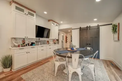 JB Contracting LLC - Flooring Installation Services in Spirit Lake, IA