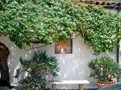 Mesa Road, Montecito by The Aldrich Company - Landscape Design