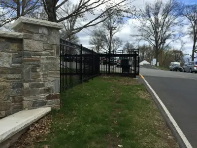 Hartford Wire Fence - Fence Installation in Windsor, CT