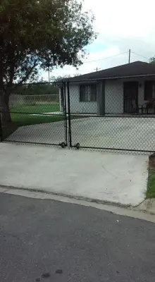 Triple S Fence Company - Fence Installation in Brownsville, TX