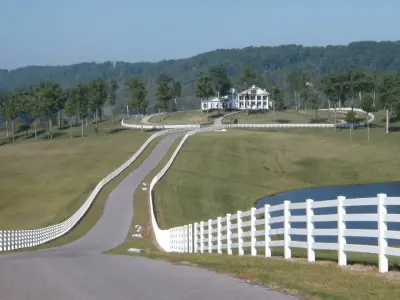 Tennessee Valley Fence - Carpentry & Woodworking in Huntsville, AL