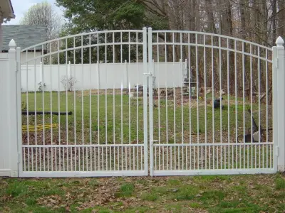 Metal Fencing — Fence Installation project by Mid Tenn Fencing
