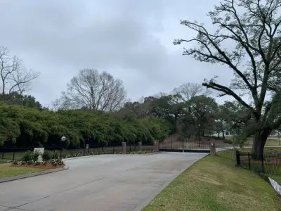 Supreme Fencing LLC - Landscape Design in Prairieville, LA