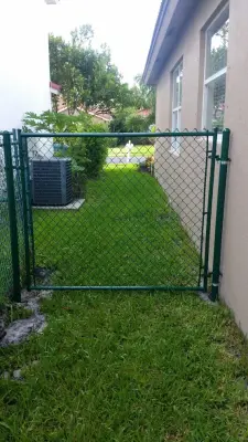 Fencing Florida - Fence Installation in West Palm Beach, FL