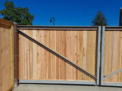 Upright Fence LLC - Carpentry & Woodworking in Dayton, OH