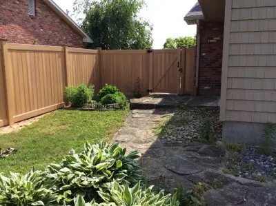 Builder's Choice Vinyl Fencing - Fence Installation in Mcconnelsville, OH