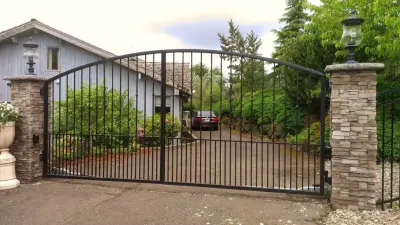 Daniels Custom Fences, Decks & Construction - Carpentry & Woodworking in Beaverton, OR