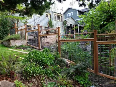 Hog Wire Fence Panels — Fence Installation project by Cool Cat Fence