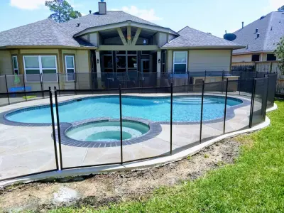 Life Saver Of Houston - Fence Installation in Houston, TX