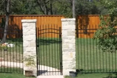 Shelton's Outback Fence Co. - Fence Installation in New Braunfels, TX