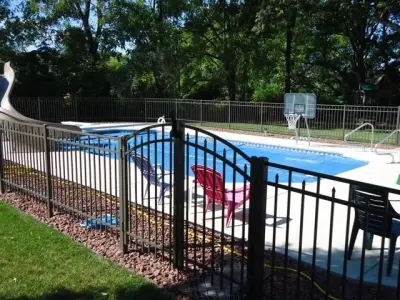 Postholes Unlimited - Fence Installation in Waterford, WI