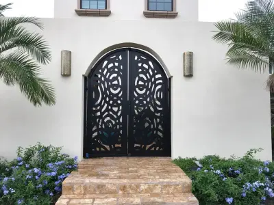 Welding Industries - Fence Installation in Honolulu, HI