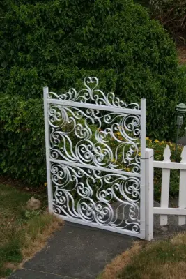 Carbon & Sand - Fence Installation in Kenmore, WA