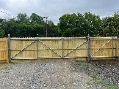 Solis Fencing INC - Carpentry & Woodworking in Midland, NC