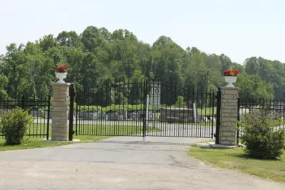Strauss Fence LLC - Fence Installation in New Concord, OH