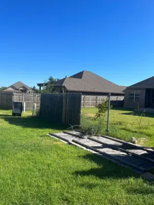 Akers Fencing Plus - Handyman Services in Edmond, OK