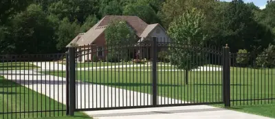 Shoreline Fence Company - Custom Home Builders in Panama City, FL