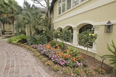 Port Royal Plantation, Hilton Head Island — Landscape Design project by The Green Thumb