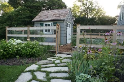 The Organic Gardener Ltd. - Garden Remodeling in Highland Park, IL