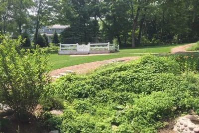 The Organic Gardener Ltd. - Garden Remodeling in Highland Park, IL