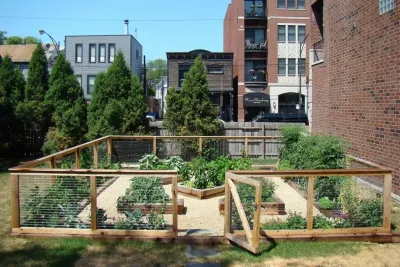 The Organic Gardener Ltd. - Garden Remodeling in Highland Park, IL