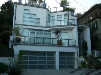 SUNSET BOULEVARD, CUSTOM RESIDENTIAL — Architectural & Building Design Services project by GREYCO Global Consultants