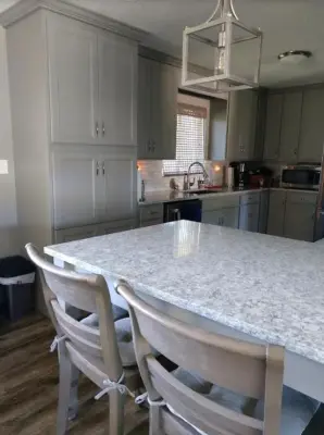 Advantedge Paints & Home Decor - Flooring Installation Services in Newark, OH