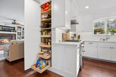 L & E, Chesterfield, Missouri — Kitchen Remodeling project by Cabinetry By Design