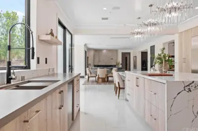 KBS Hub LLC - Bathroom Remodeling in Laguna Niguel, CA