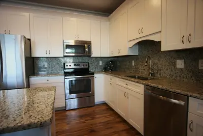 Linden Kitchen and Bath - Countertop Installation Services in Linden, MI