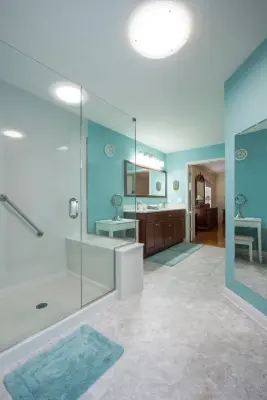 Lewis Center, Ohio Primary Bathroom by Simple Bath & Simple Kitchen